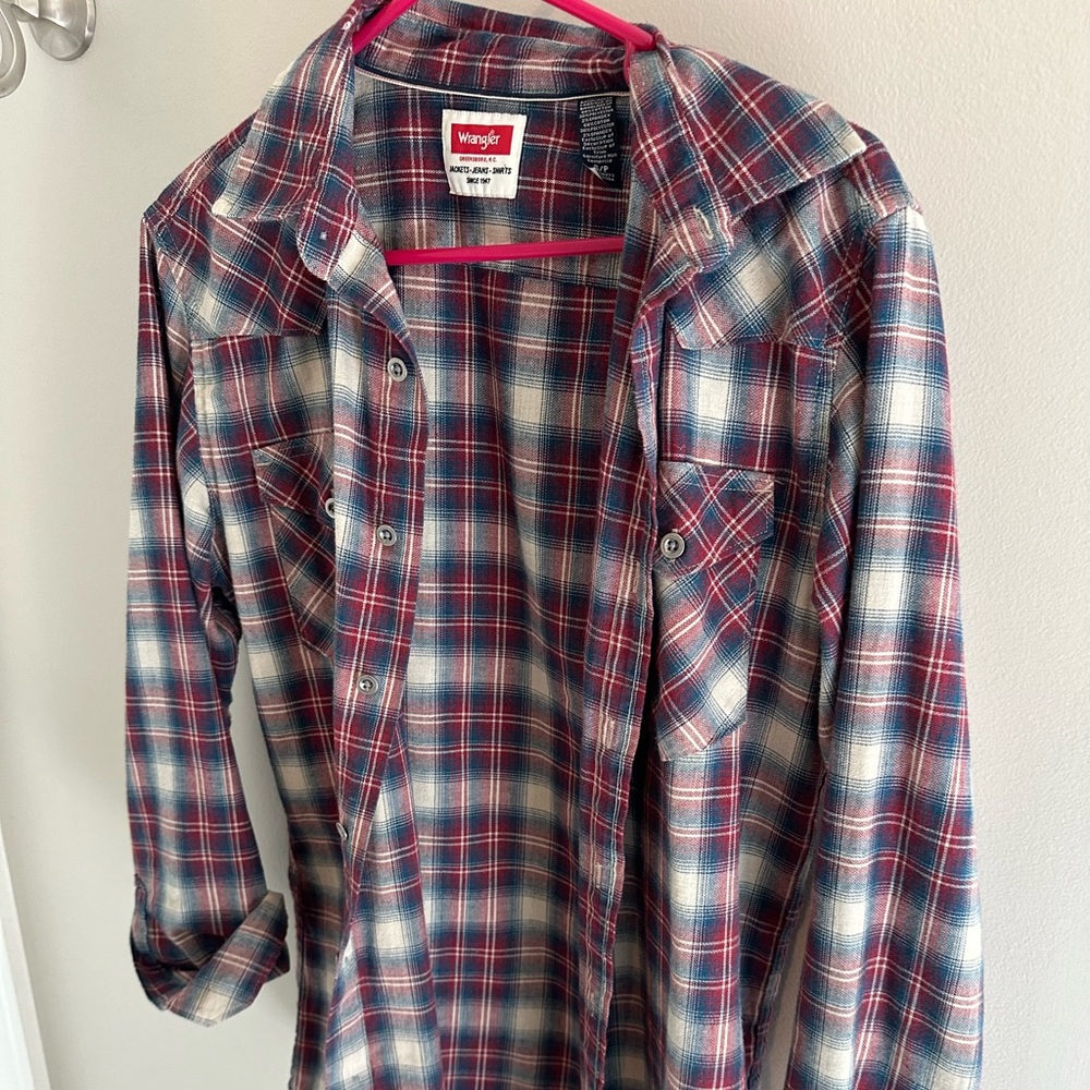 Wrangler plaid button down, women’s size medium